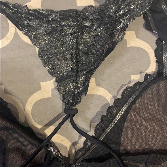 Pink bra - Picture 6 of 6